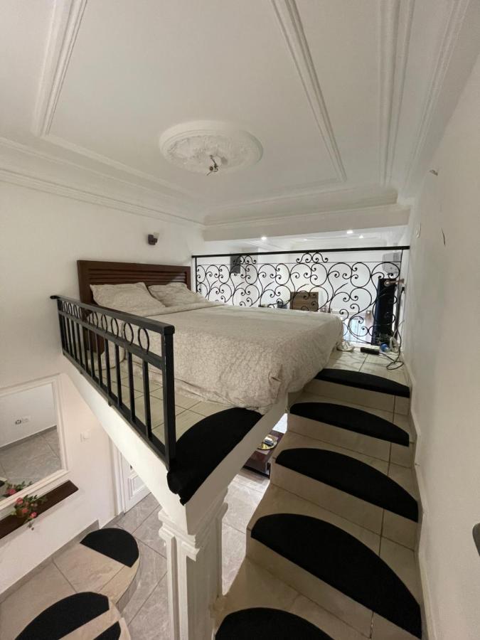 Eve Home Yaounde Luaran gambar