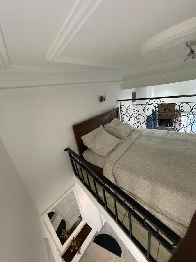 Eve Home Yaounde Luaran gambar