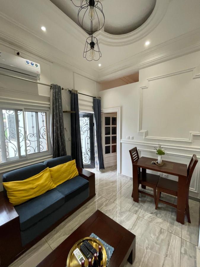 Eve Home Yaounde Luaran gambar
